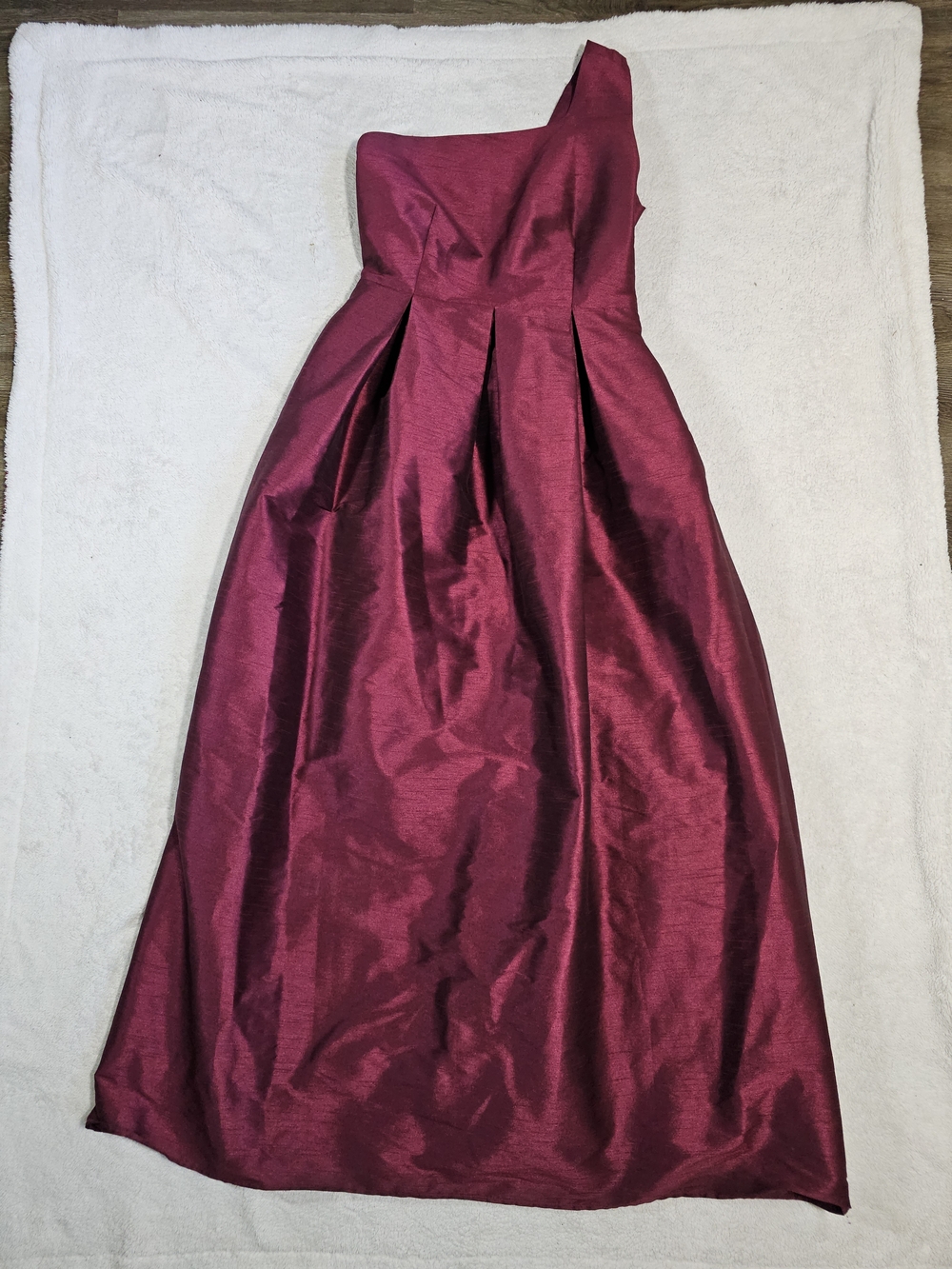 Lula Kate Charleston One-Shoulder Burgundy Evening Gown.